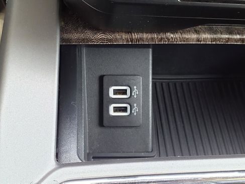 Used 2019 Ford F350 Lariat w/ Lariat Value Package image 8