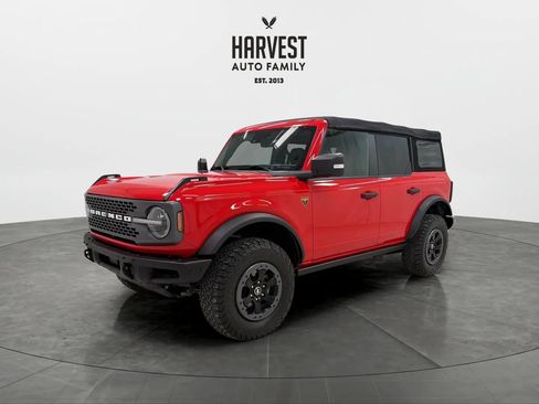 Used 2022 Ford Bronco Badlands image 1