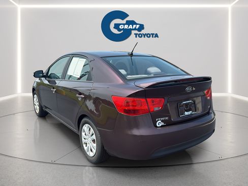 Used 2010 Kia Forte EX FWD image 11