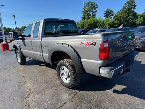 Used 2014 Ford F250 XL w/ Power Equipment Group AWD/4WD image 3