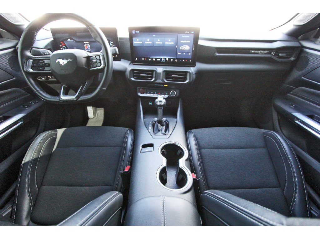 Used 2024 Ford Mustang Coupe RWD image 10