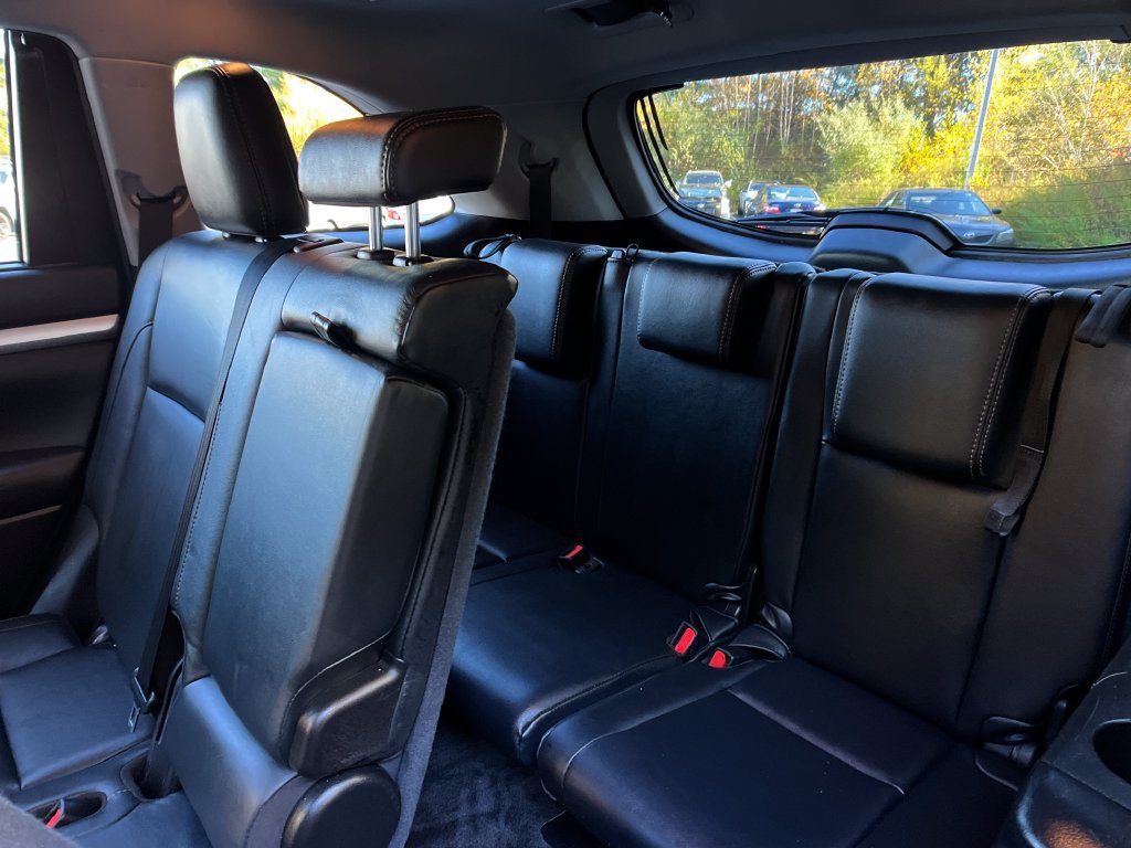 Used 2017 Toyota Highlander XLE w/ Carpet Mat Package AWD/4WD image 23