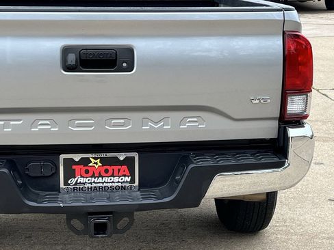 Used 2023 Toyota Tacoma SR5 AWD/4WD image 6
