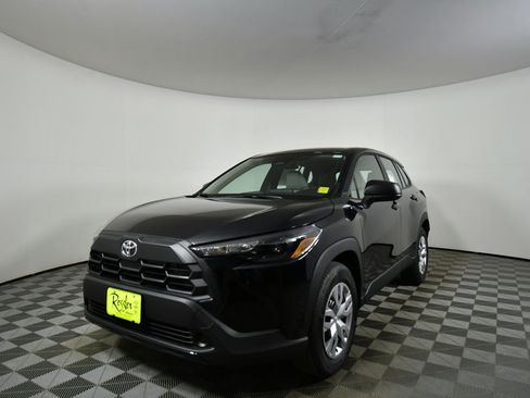 New 2026 Toyota Corolla Cross L image 6