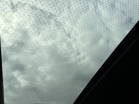 Used 2026 BMW X5 sDrive40i w/ Executive Package image 31