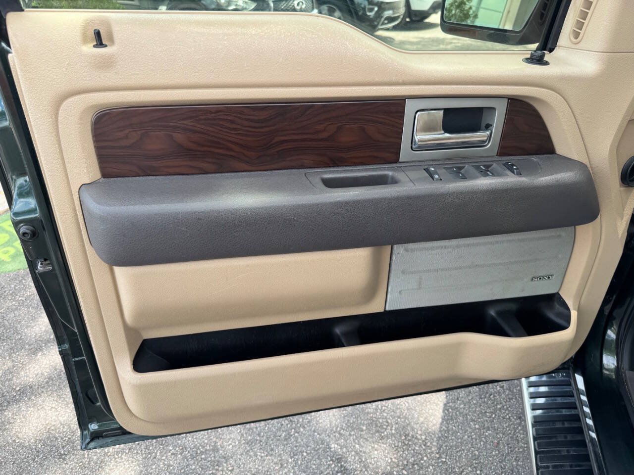 Used 2012 Ford F150 Lariat w/ Lariat Plus Pkg AWD/4WD image 42