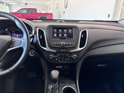 Certified 2023 Chevrolet Equinox LT AWD/4WD image 17
