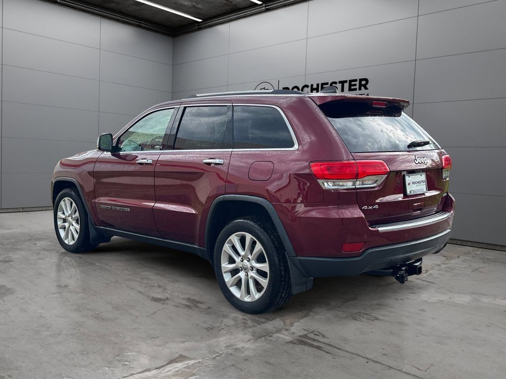 Used 2017 Jeep Grand Cherokee Limited AWD/4WD image 3