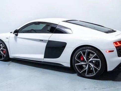 Used 2022 Audi R8 V10 performance image 4