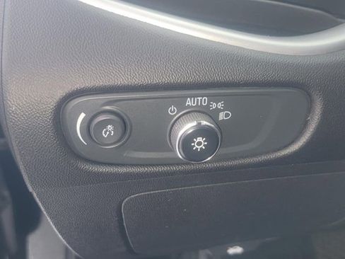 Used 2023 Chevrolet Malibu LT FWD image 29