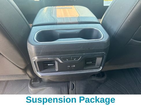 Used 2024 Chevrolet Silverado 2500 High Country w/ High Country Premium Package AWD/4WD image 12