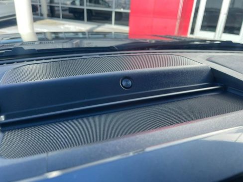 Used 2023 Ford F150 Lariat w/ Equipment Group 502A High image 31