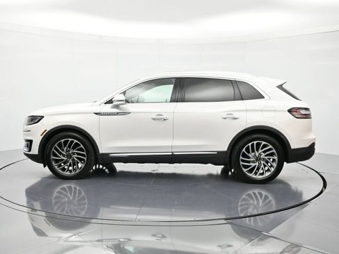 Used 2020 Lincoln Nautilus Reserve w/ Equipment Group 201A image 9