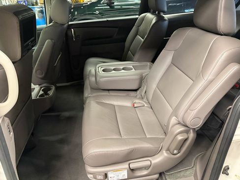 Used 2016 Honda Odyssey EX-L image 14