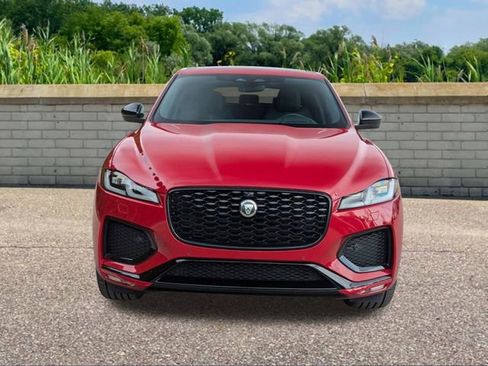 New 2026 Jaguar F-PACE R-Dynamic S image 2