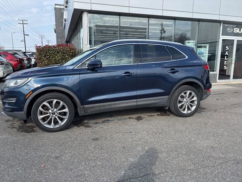 Used 2017 Lincoln MKC Select w/ Select Plus Package image 5