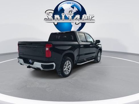 Used 2022 Chevrolet Silverado 1500 LTZ w/ Technology Package image 9