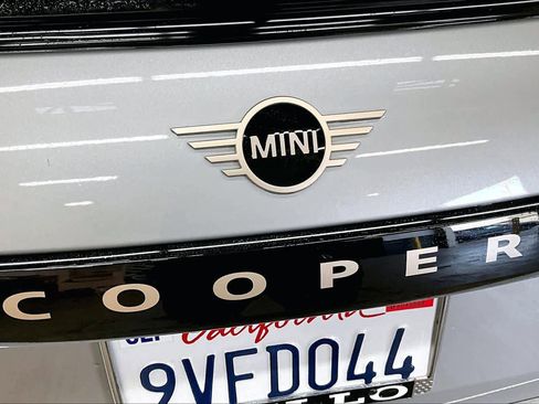 Certified 2025 MINI Cooper 2-Door Hardtop image 11