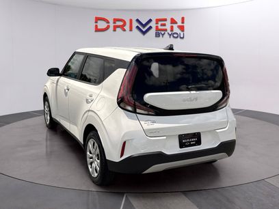 Used 2023 Kia Soul LX