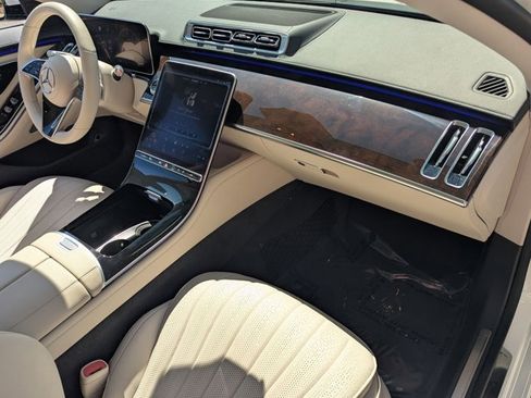 Used 2023 Mercedes-Benz S 500 4MATIC image 23