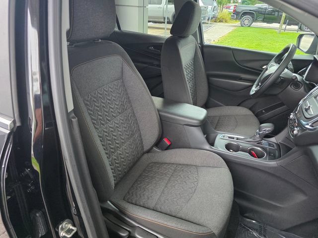 Used 2024 Chevrolet Equinox LT AWD/4WD image 11