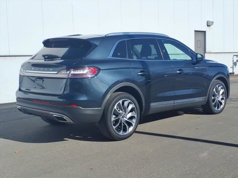 Certified 2023 Lincoln Nautilus Reserve w/ Equipment Group 201A image 6