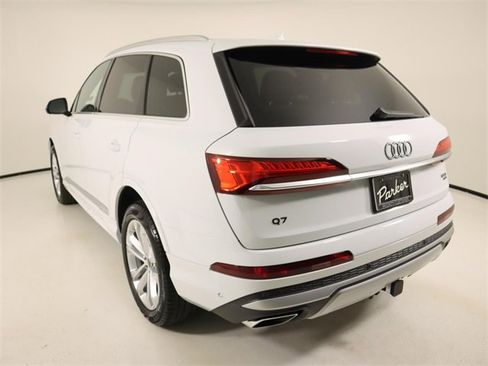 Certified 2025 Audi Q7 3.0T Premium Plus w/ Premium Plus Package image 3