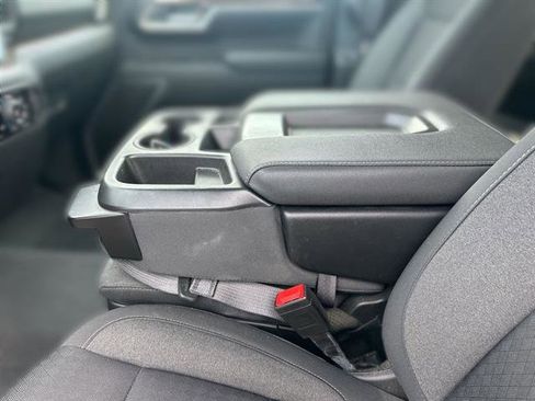 Used 2022 Chevrolet Silverado 1500 LT image 19