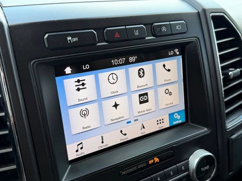 Used 2019 Ford Expedition Limited w/ Equipment Group 302A RWD image 19