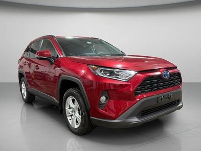 Used 2021 Toyota RAV4 XLE w/ Convenience Package