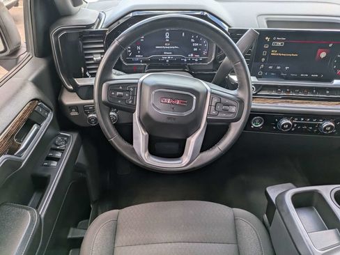 Used 2023 GMC Sierra 1500 Elevation AWD/4WD image 18
