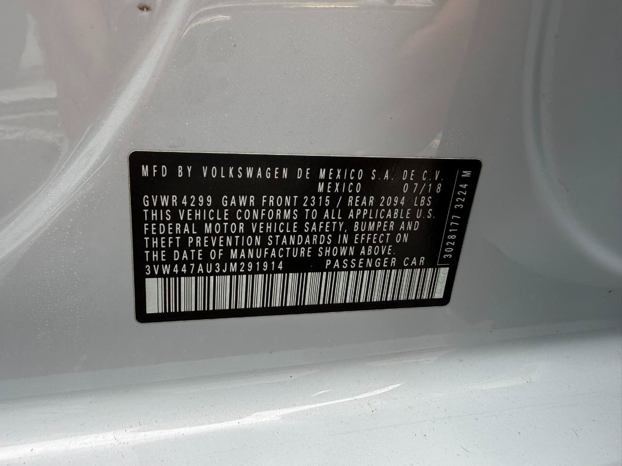 Used 2018 Volkswagen GTI SE FWD image 38