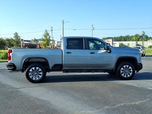 Used 2025 Chevrolet Silverado 2500 Custom w/ Custom Convenience Package AWD/4WD image 20