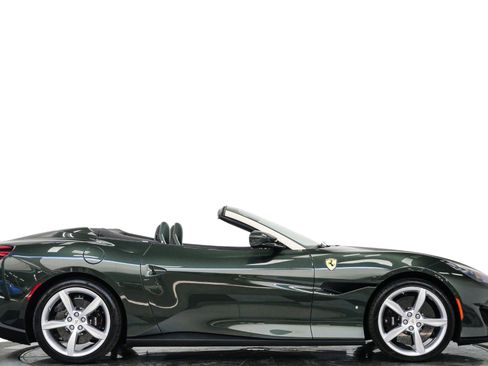 Used 2019 Ferrari Portofino RWD image 2