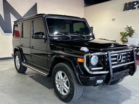 Used 2014 Mercedes-Benz G 550 G 550 4MATIC Sport Utility 4D image 2