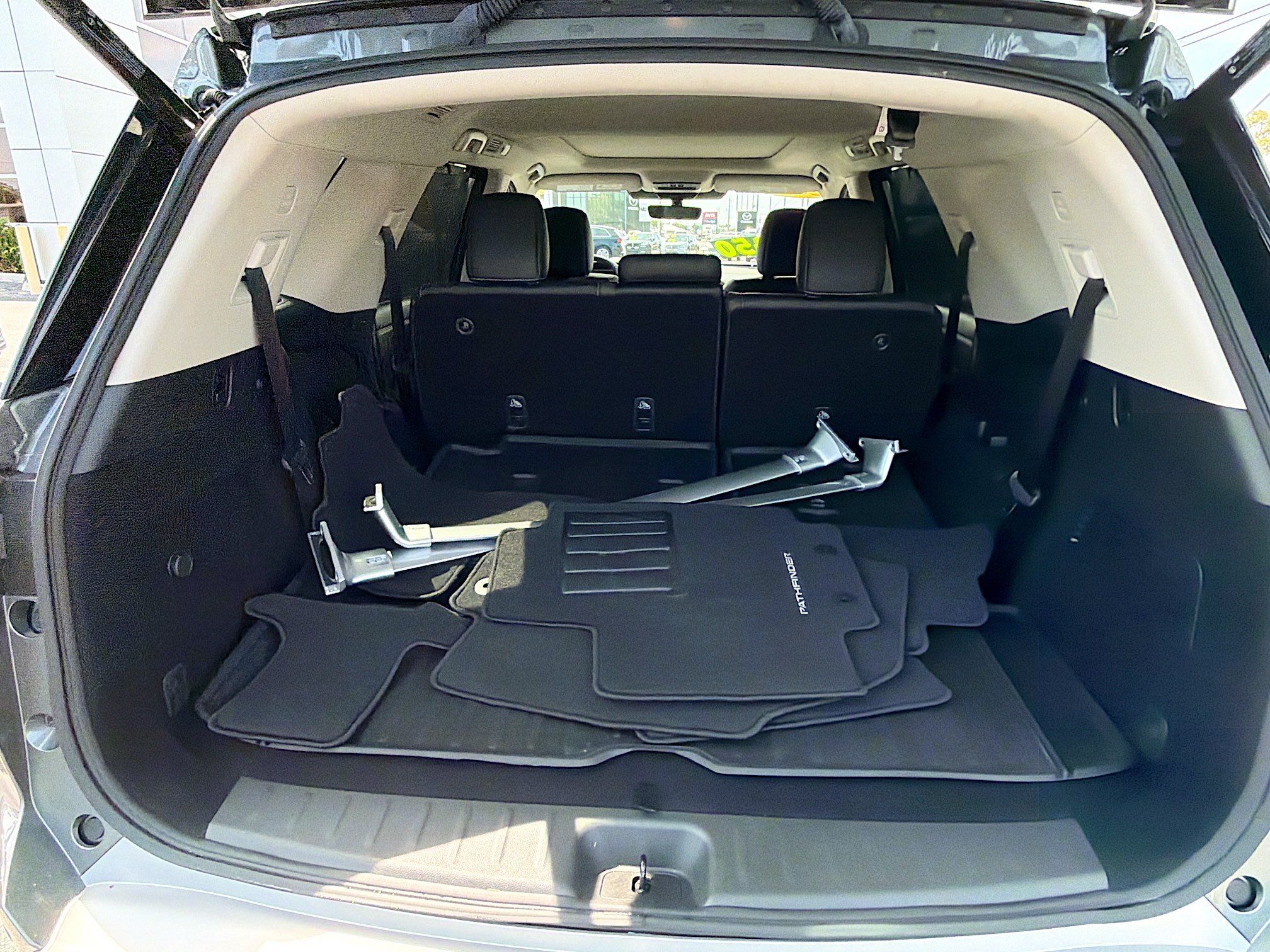 Used 2024 Nissan Pathfinder Platinum w/ Cargo Package FWD image 27