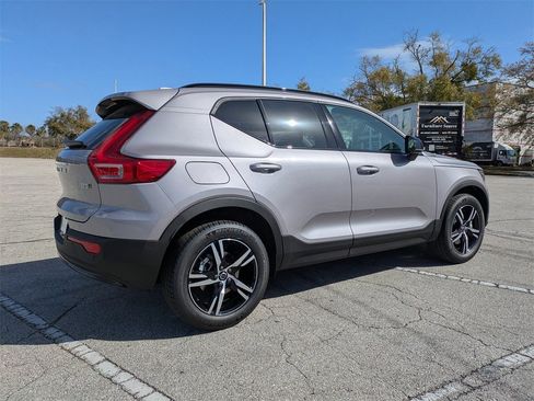 New 2026 Volvo XC40 B5 Core image 6