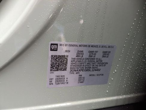 Used 2025 Chevrolet Equinox LT w/ Safety and Technology Package image 16