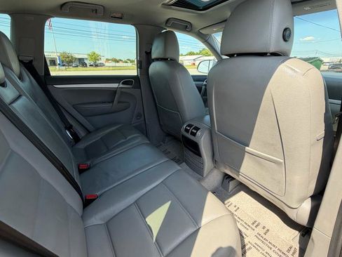 Used 2004 Porsche Cayenne S AWD/4WD image 49