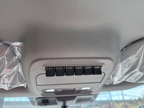 New 2026 Ford F550 4x4 Regular Cab Super Duty image 27