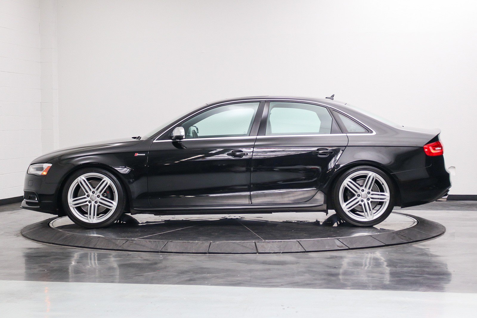 Used 2015 Audi S4 Premium Plus AWD/4WD image 2