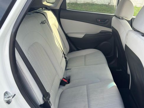 Used 2023 Hyundai Kona SEL FWD image 25