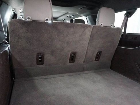 Used 2021 Chevrolet Suburban LT w/ LT Signature Package RWD image 18