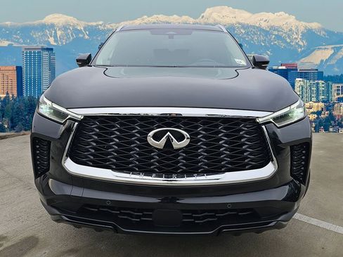 Certified 2023 INFINITI QX60 Luxe w/ Vision Package image 10