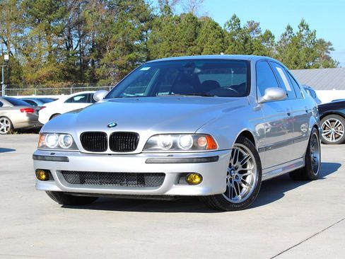 Used 2001 BMW M5 image 2