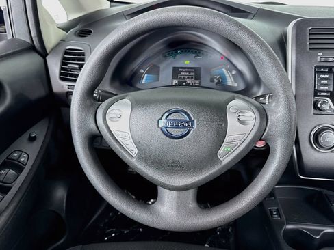 Used 2016 Nissan Leaf S w/ Charger Package FWD image 18