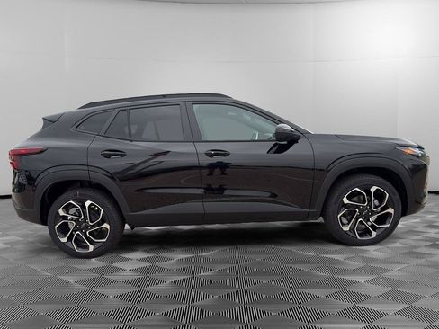 New 2026 Chevrolet Trax RS w/ Driver Confidence Package FWD image 5