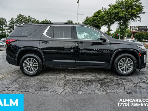 Used 2023 Chevrolet Traverse LT AWD/4WD image 10