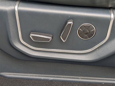 Used 2022 Ford F350 Limited image 22