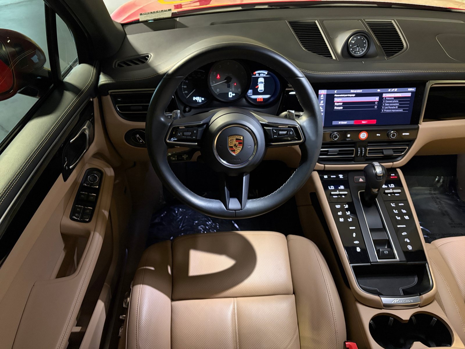Certified 2023 Porsche Macan S AWD/4WD image 5